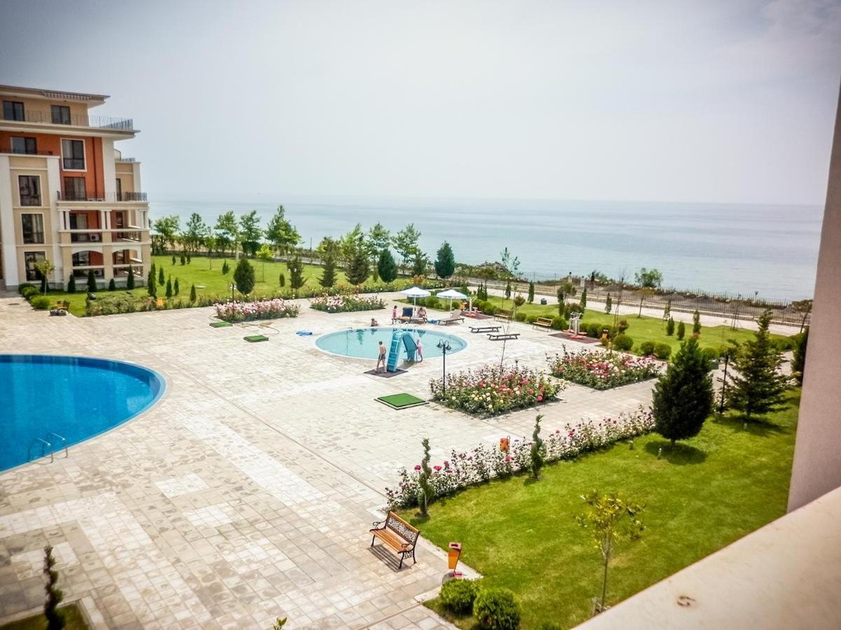 Premier Fort Beach - Premium Apartments Светий Влас Екстер'єр фото