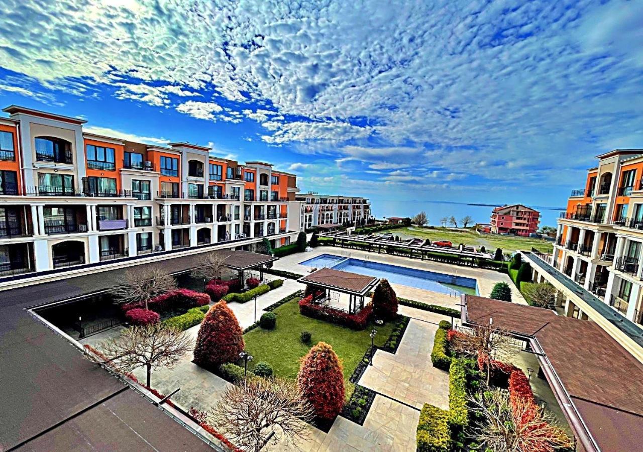 Premier Fort Beach - Premium Apartments Светий Влас Екстер'єр фото